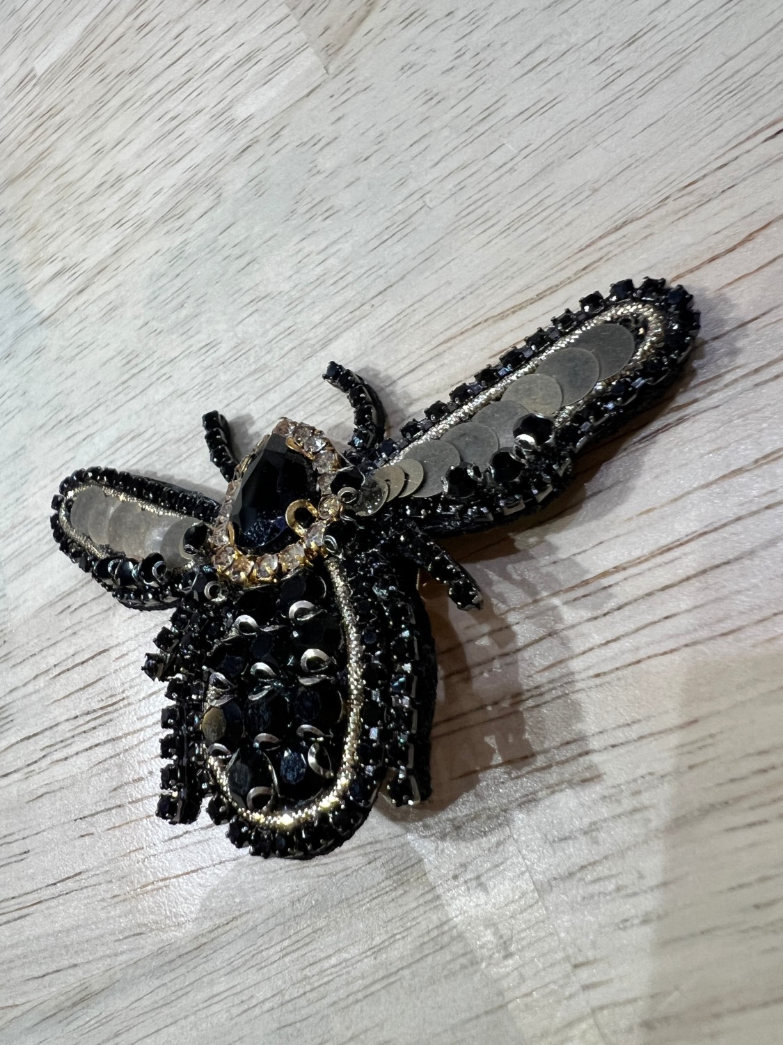 Broche bijou insecte